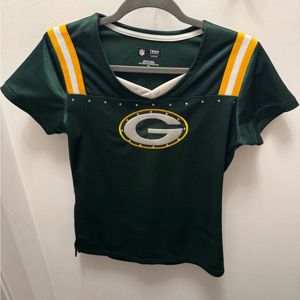 NFL Women's Green Bay Packers V-Neck Short Sleeve Top with Yellow Accents